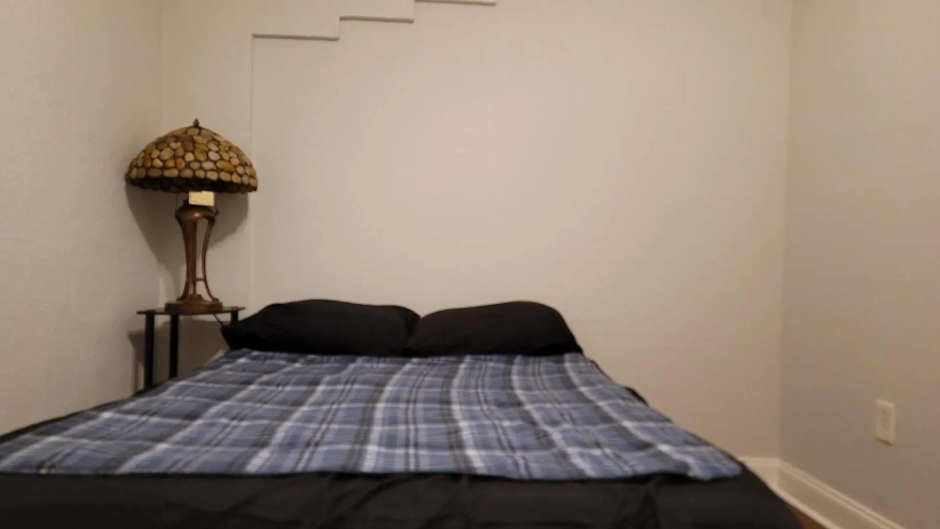 Rooster Hostel Tampa 0*,  USA